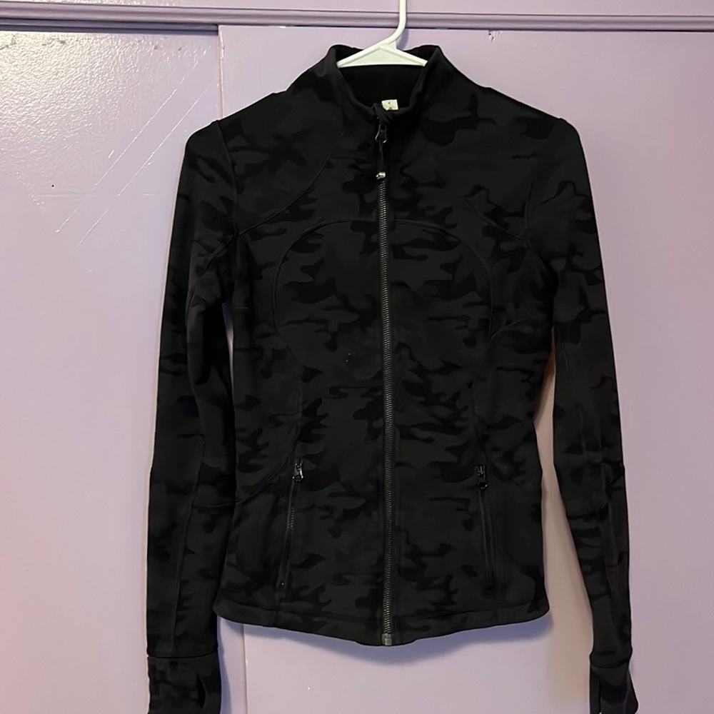 black camo lulu define jacket